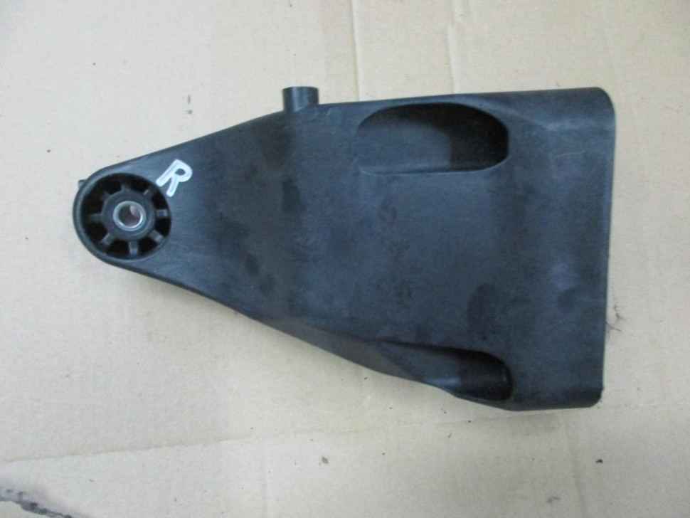 Лапа правая MERCEDES-BENZ S-класс W222/C217/A217 (2013 - 2017) фото 1 — Разборка Мерседес