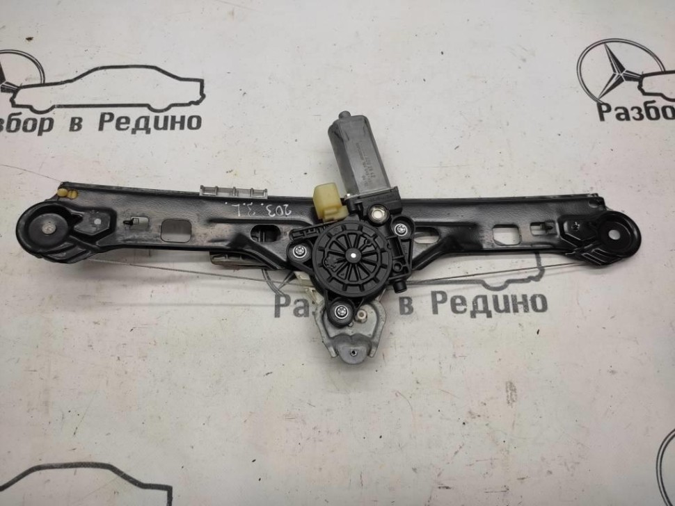Стеклоподъемник задний левый MERCEDES-BENZ C-класс W203/S203/CL203 рестайлинг (2004 - 2008) фото 1 — Разборка Мерседес