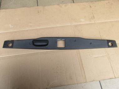 Накладка крышки багажника MERCEDES-BENZ S-класс W220 (1998 - 2005) — Разборка Мерседес