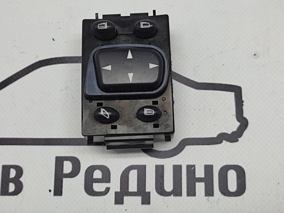 Кнопка регулировки зеркал MERCEDES-BENZ S-класс W220 рестайлинг (2002 - 2005) фото 1 — Разборка Мерседес