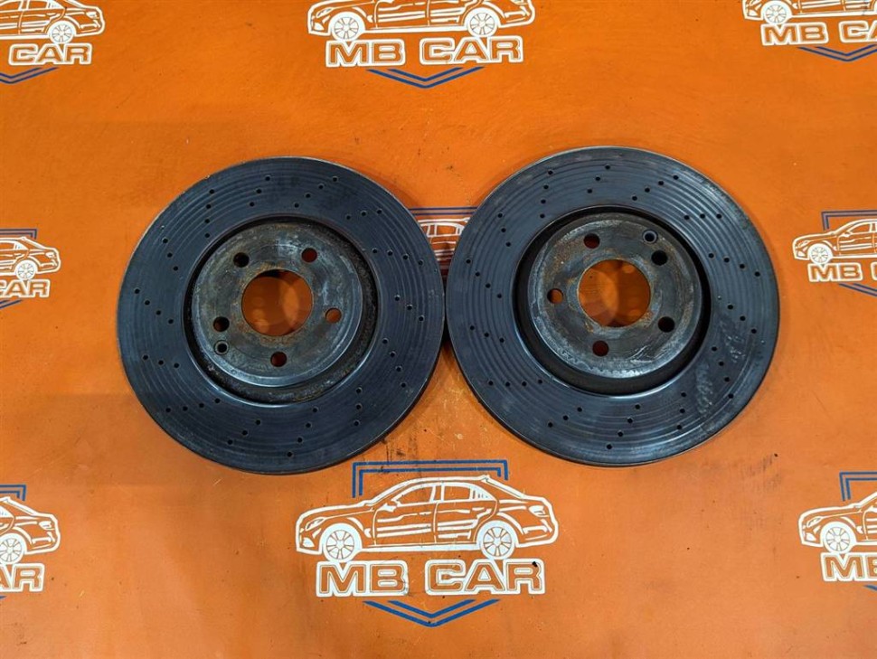 Диски тормозные перед MERCEDES-BENZ CLS-класс C218/X218 рестайлинг (2014 - 2017) фото 1 — Разборка Мерседес