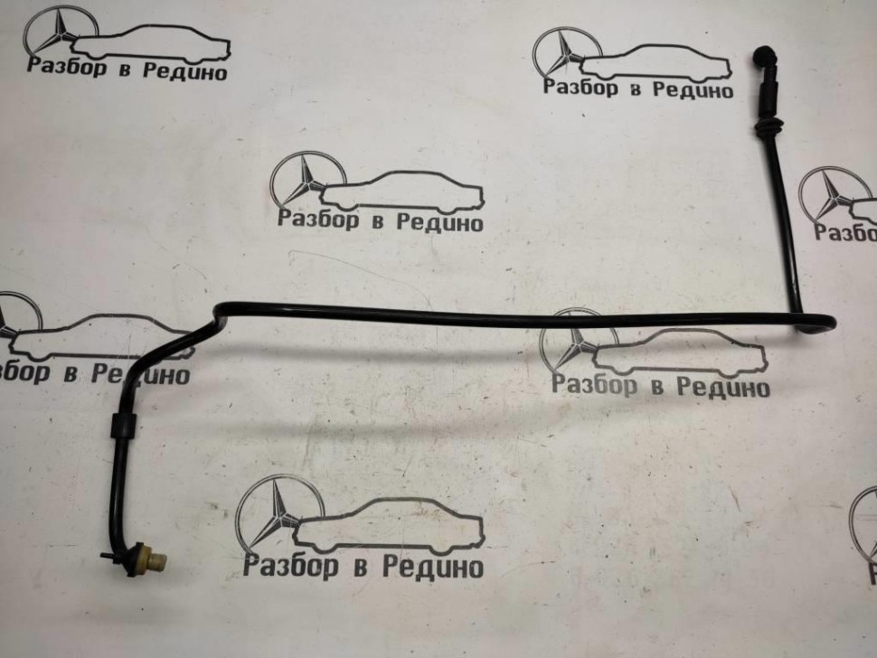 Трубка вакуумная MERCEDES-BENZ S-класс W220 (1998 - 2005) фото 1 — Разборка Мерседес