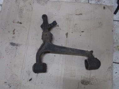 Рычаг передний нижний правый MERCEDES-BENZ E-класс W210/S210 рестайлинг (1999 - 2003) — Разборка Мерседес
