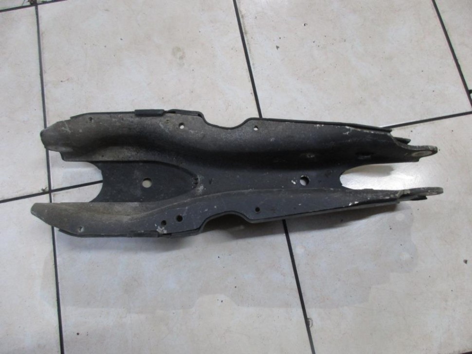 Рычаг задней стойки (лодка) MERCEDES-BENZ S-класс W221 рестайлинг (2009 - 2013) фото 1 — Разборка Мерседес