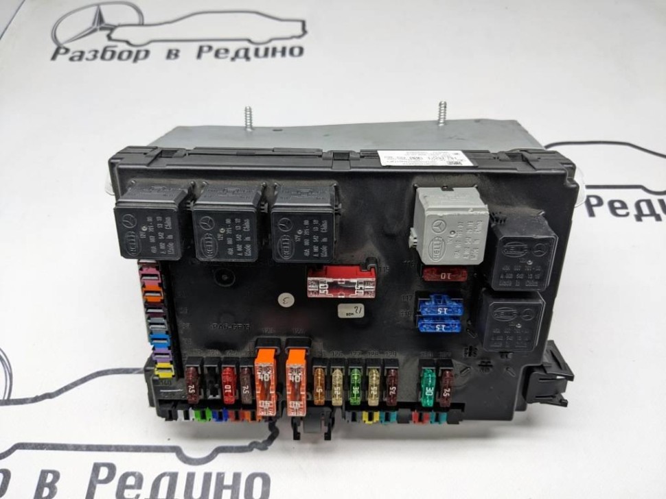 Блок предохранителей MERCEDES-BENZ S-класс W221 рестайлинг (2009 - 2013) фото 1 — Разборка Мерседес