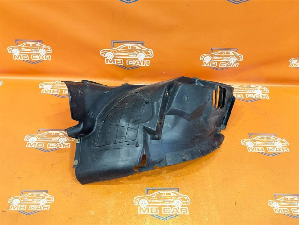 Подкрылок передний правый, передняя часть MERCEDES-BENZ VANEO W414 (2001 - 2005) фото 1 — Разборка Мерседес