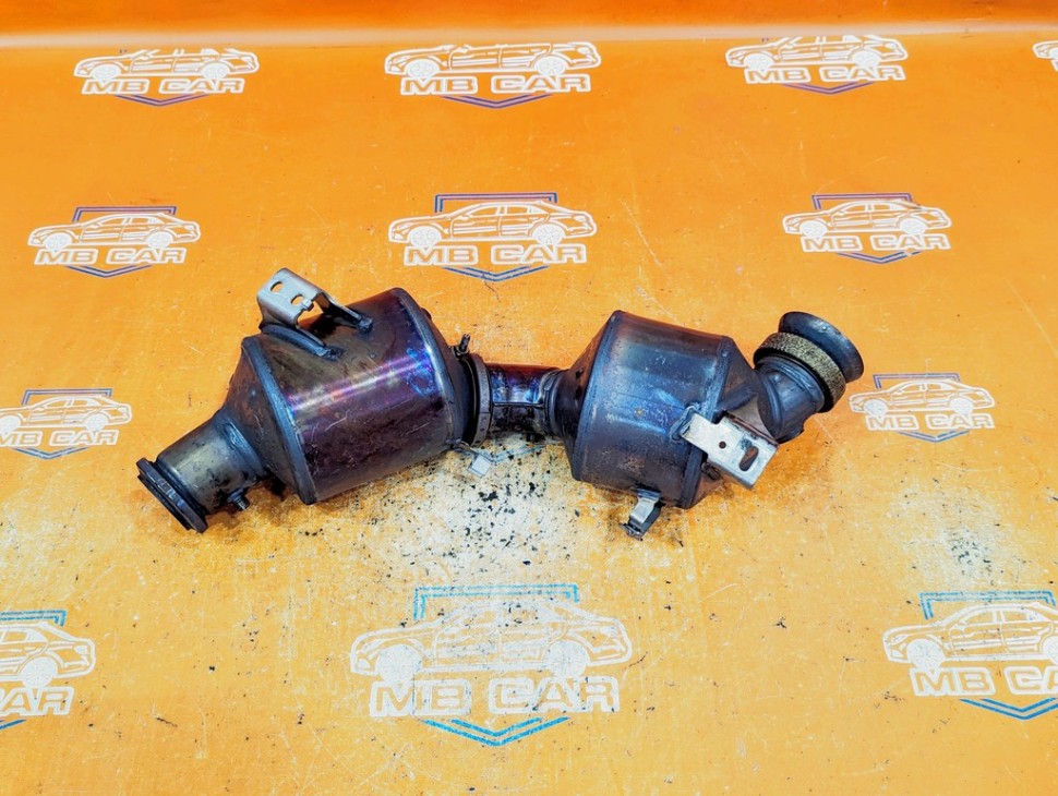 Катализатор MERCEDES-BENZ C-класс W205/S205/C205/A205 (2014 - 2018) фото 1 &mdash; Разборка Мерседес