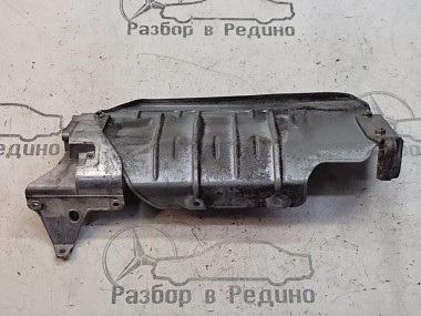 Кронштейн корпуса воздушного фильтра MERCEDES-BENZ C-класс W203/S203/CL203 (2000 - 2004) — Разборка Мерседес