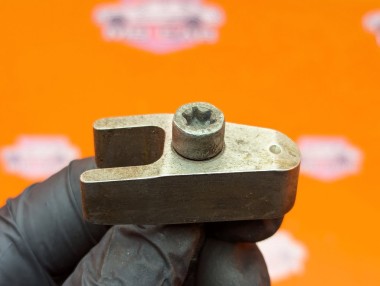 Кронштейн крепления форсунок MERCEDES-BENZ M-класс W166 (2011 - 2015) &mdash; Разборка Мерседес