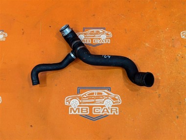Патрубок радиатора MERCEDES-BENZ M-класс W164 (2005 - 2008) — Разборка Мерседес