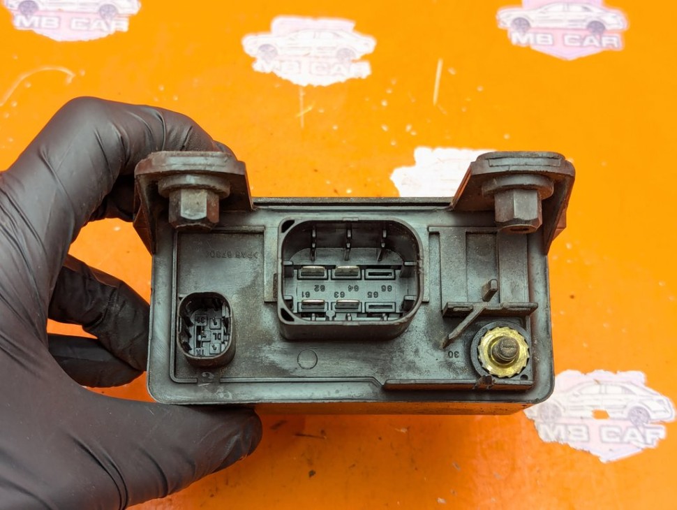 Реле свечей накала MERCEDES-BENZ A-класс W168 рестайлинг (2001 - 2004) фото 1 &mdash; Разборка Мерседес