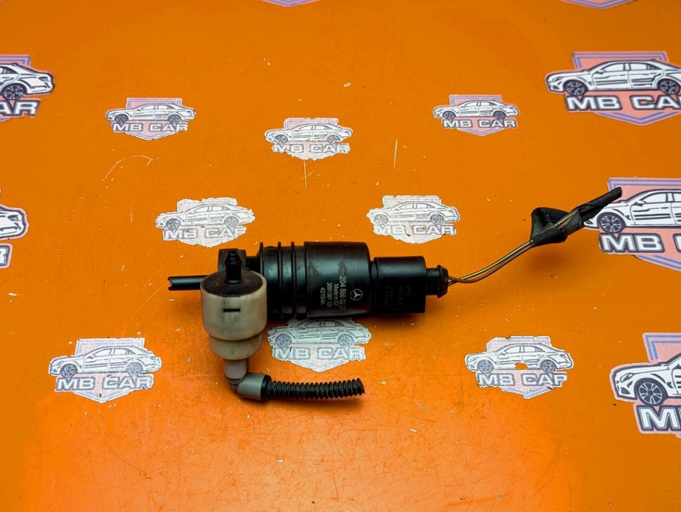 Насос омывателей MERCEDES-BENZ C-класс W204/S204 (2006 - 2011) фото 1 — Разборка Мерседес
