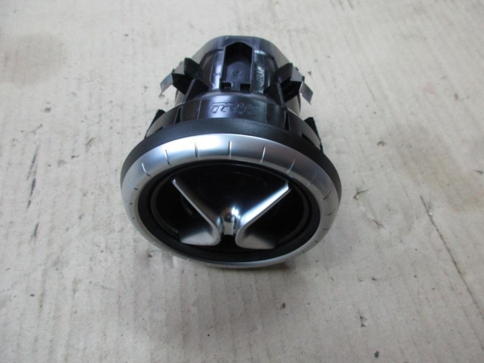 Воздуховод центральный MERCEDES-BENZ CLA-класс C117/X117 рестайлинг (2016 - 2019) фото 1 — Разборка Мерседес