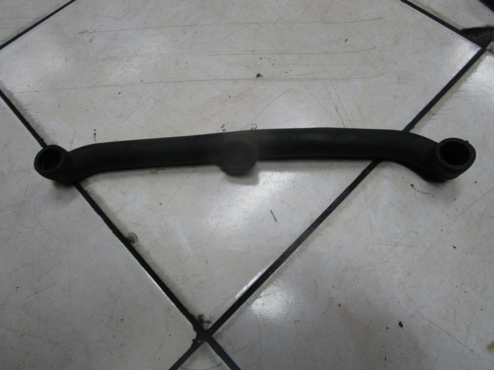 Трубка вентиляции картерных газов MERCEDES-BENZ S-класс W220 рестайлинг (2002 - 2005) фото 1 — Разборка Мерседес