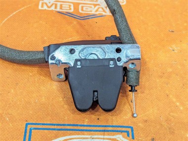 Замок багажника MERCEDES-BENZ C-класс W204/S204 (2006 - 2011) — Разборка Мерседес