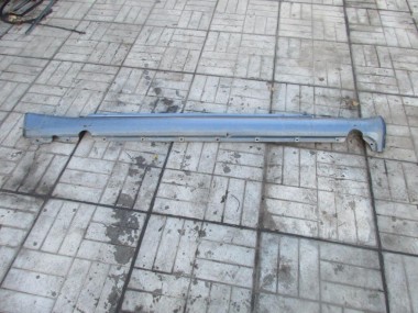 Порог пластиковый левый MERCEDES-BENZ W124 W124/S124/C124/A124 (1984 - 1993) — Разборка Мерседес