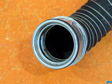 Патрубок интеркулера MERCEDES-BENZ C-класс W203/S203/CL203 (2000 - 2004) — Разборка Мерседес