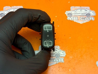 Кнопка MERCEDES-BENZ M-класс W163 рестайлинг (2001 - 2005) — Разборка Мерседес