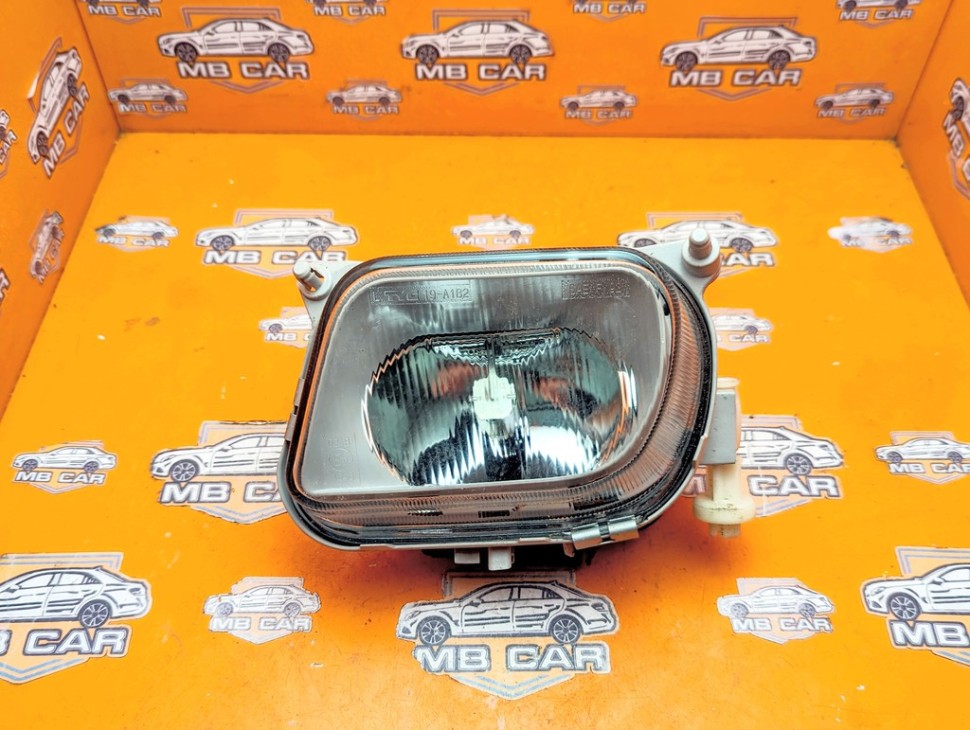Противотуманка левая MERCEDES-BENZ E-класс W210/S210 (1995 - 1999) фото 1 &mdash; Разборка Мерседес