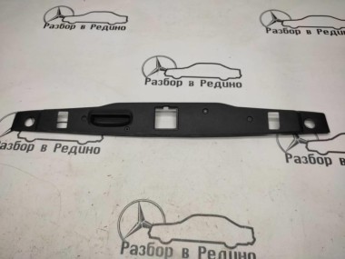 Накладка крышки багажника MERCEDES-BENZ S-класс W220 (1998 - 2005) — Разборка Мерседес