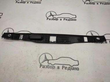 Накладка крышки багажника MERCEDES-BENZ S-класс W220 (1998 - 2005) — Разборка Мерседес