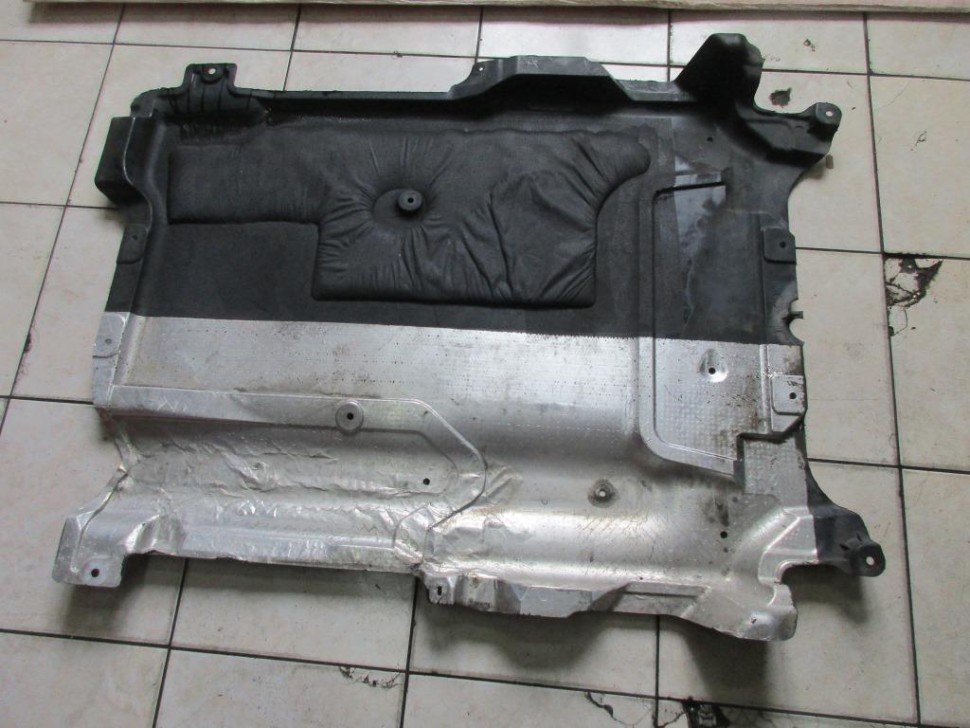 Защита АКПП MERCEDES-BENZ C-класс W205/S205/C205/A205 (2014 - 2018) фото 1 — Разборка Мерседес