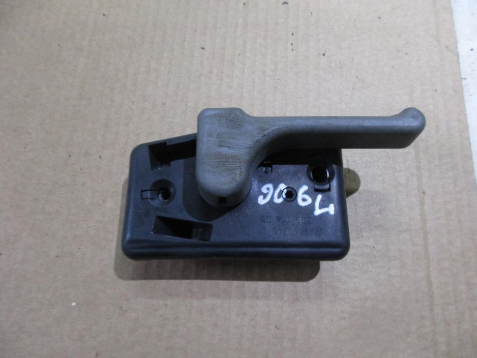 Ручка двери внутренняя MERCEDES-BENZ Sprinter W906 (2006 - 2019) фото 1 &mdash; Разборка Мерседес