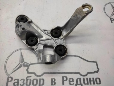 Кронштейн блока ABS MERCEDES-BENZ C-класс W205/S205/C205/A205 (2014 - 2018) — Разборка Мерседес