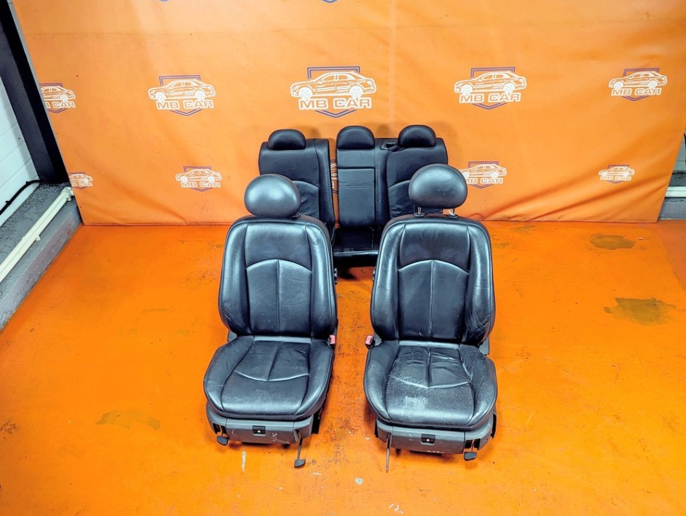 Салон MERCEDES-BENZ E-класс W211/S211 (2002 - 2006) фото 1 &mdash; Разборка Мерседес