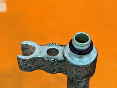 Трубка кондиционера MERCEDES-BENZ C-класс W203/S203/CL203 рестайлинг (2004 - 2008) — Разборка Мерседес