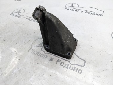 Лапа правая MERCEDES-BENZ E-класс W211/S211 (2002 - 2006) — Разборка Мерседес