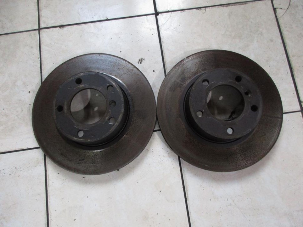 Диски тормозные перед MERCEDES-BENZ G-класс W463 (1990 - 2006) фото 1 — Разборка Мерседес