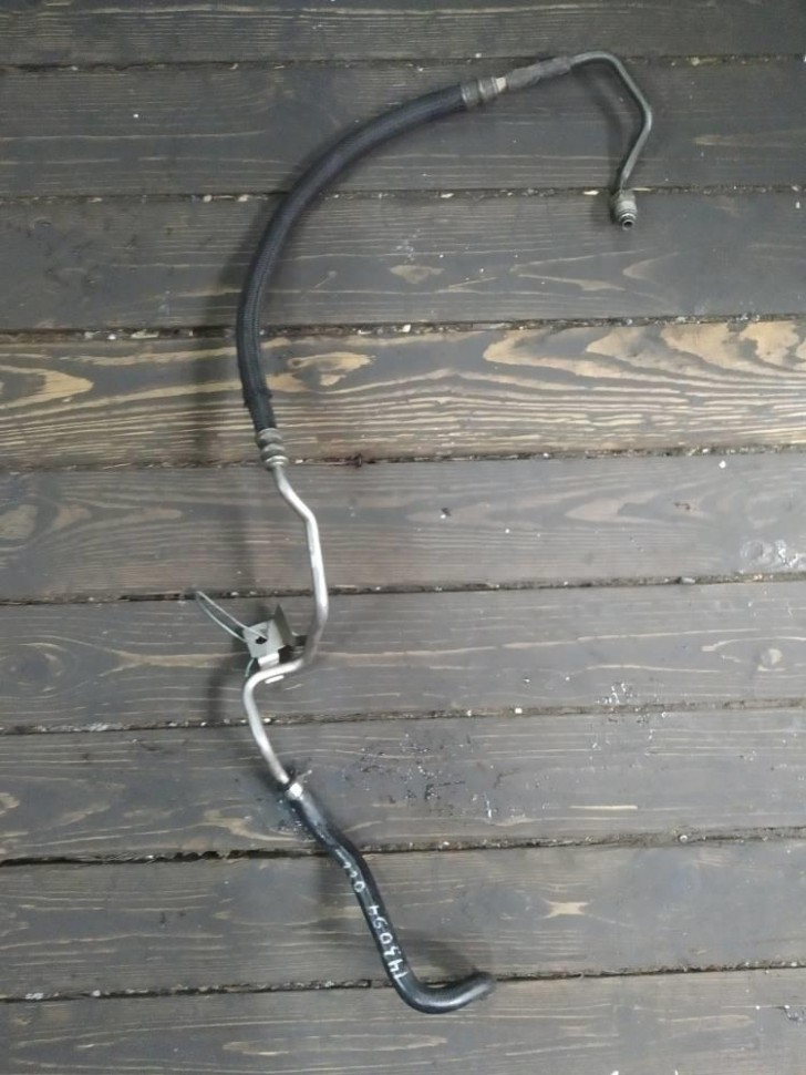 Трубка ГУРа MERCEDES-BENZ S-класс W220 (1998 - 2005) фото 1 — Разборка Мерседес