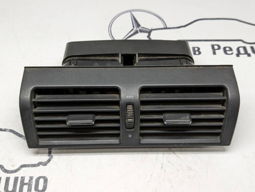 Воздуховод центральный MERCEDES-BENZ E-класс W210/S210 (1995 - 1999) фото 1 — Разборка Мерседес