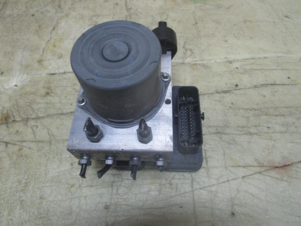 Блок ABS MERCEDES-BENZ CLS-класс C218/X218 рестайлинг (2014 - 2017) фото 1 — Разборка Мерседес