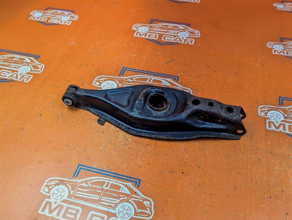 Рычаг задней стойки (лодка) MERCEDES-BENZ C-класс W203/S203/CL203 (2000 - 2004) фото 1 — Разборка Мерседес