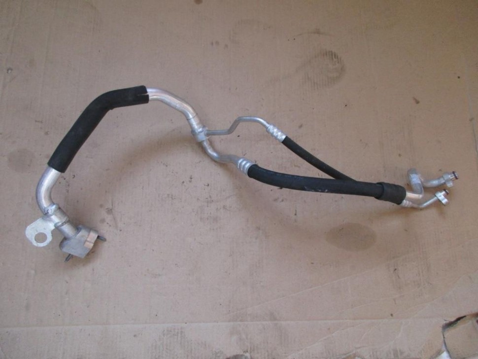 Трубка кондиционера MERCEDES-BENZ CLS-класс C218/X218 (2010 - 2014) фото 1 &mdash; Разборка Мерседес