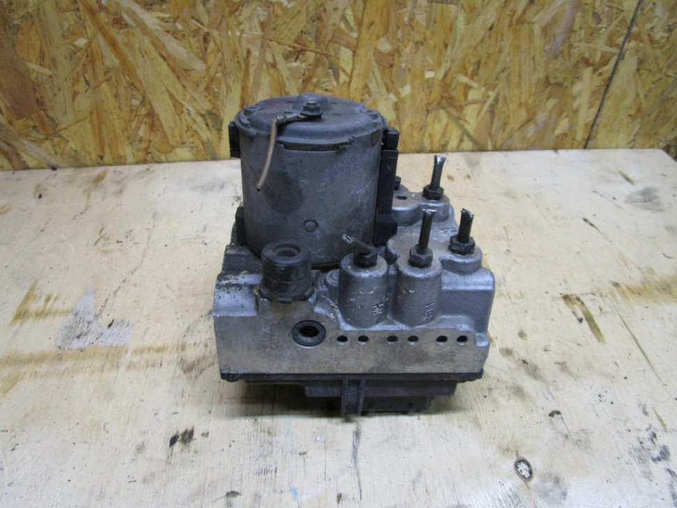 Блок ABS MERCEDES-BENZ E-класс W210/S210 (1995 - 1999) фото 1 — Разборка Мерседес