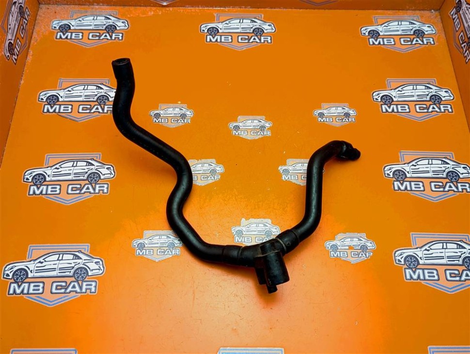 Трубка вентиляции картерных газов MERCEDES-BENZ M-класс W164 (2005 - 2008) фото 1 — Разборка Мерседес