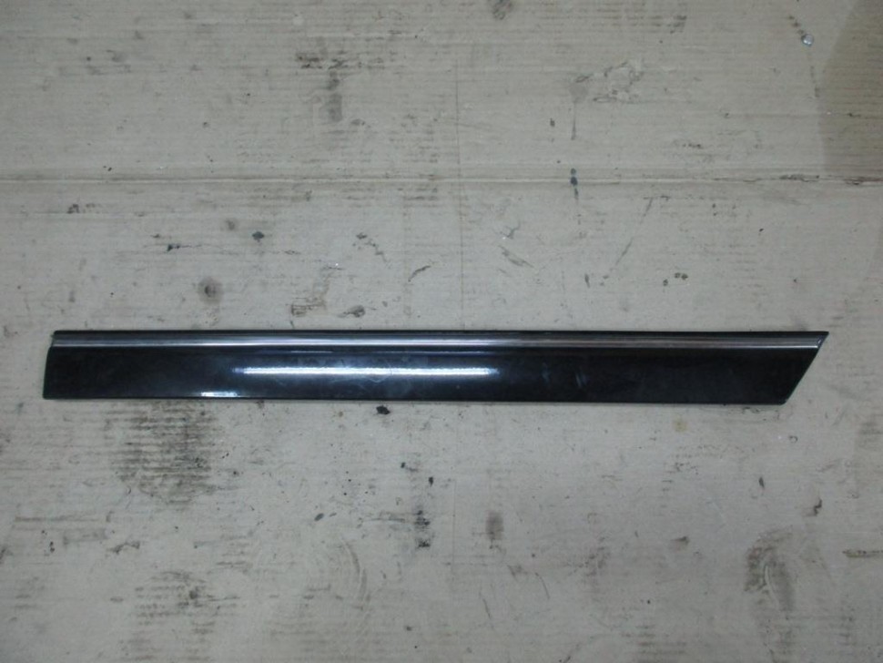 Молдинг двери MERCEDES-BENZ C-класс W203/S203/CL203 рестайлинг (2004 - 2008) фото 1 — Разборка Мерседес