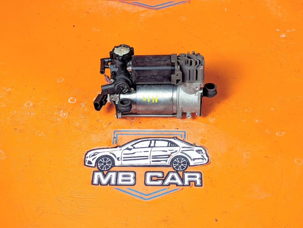 Компрессор пневмоподвески MERCEDES-BENZ E-класс AMG W211/S211 (2002 - 2006) E 55 AMG 5.4 AT (474 л.с.) фото 1 &mdash; Разборка Мерседес