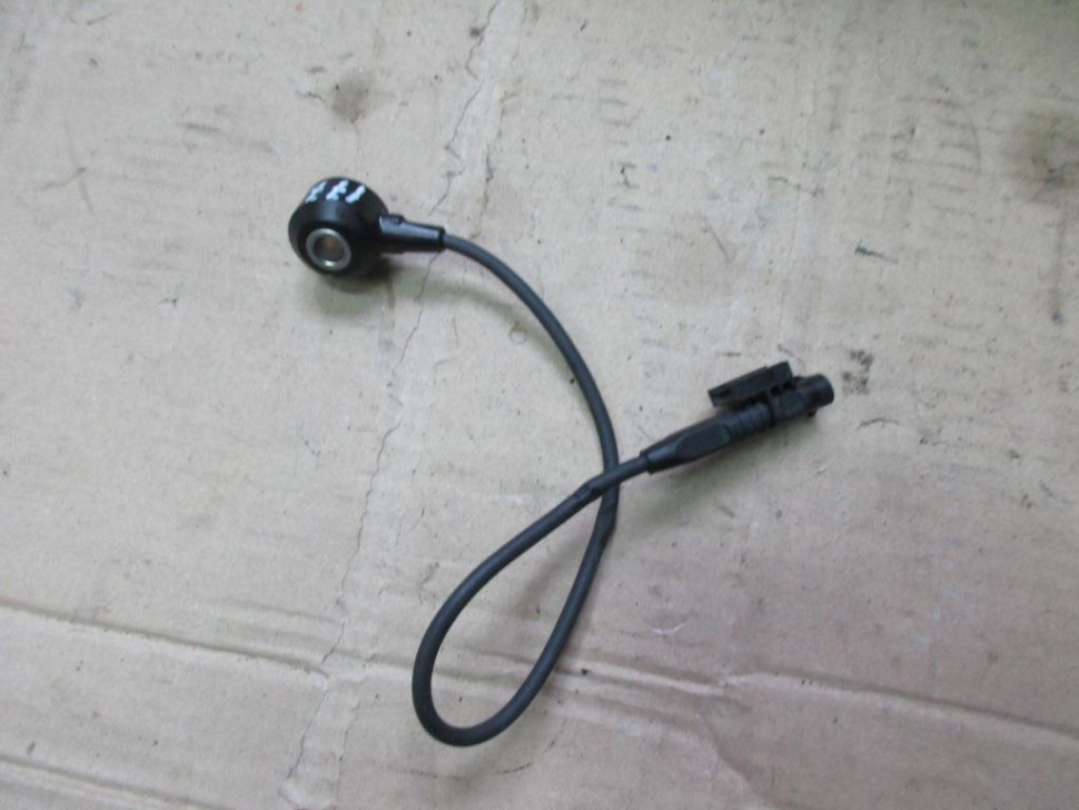 Датчик детонации MERCEDES-BENZ C-класс W205/S205/C205/A205 (2014 - 2018) фото 1 — Разборка Мерседес