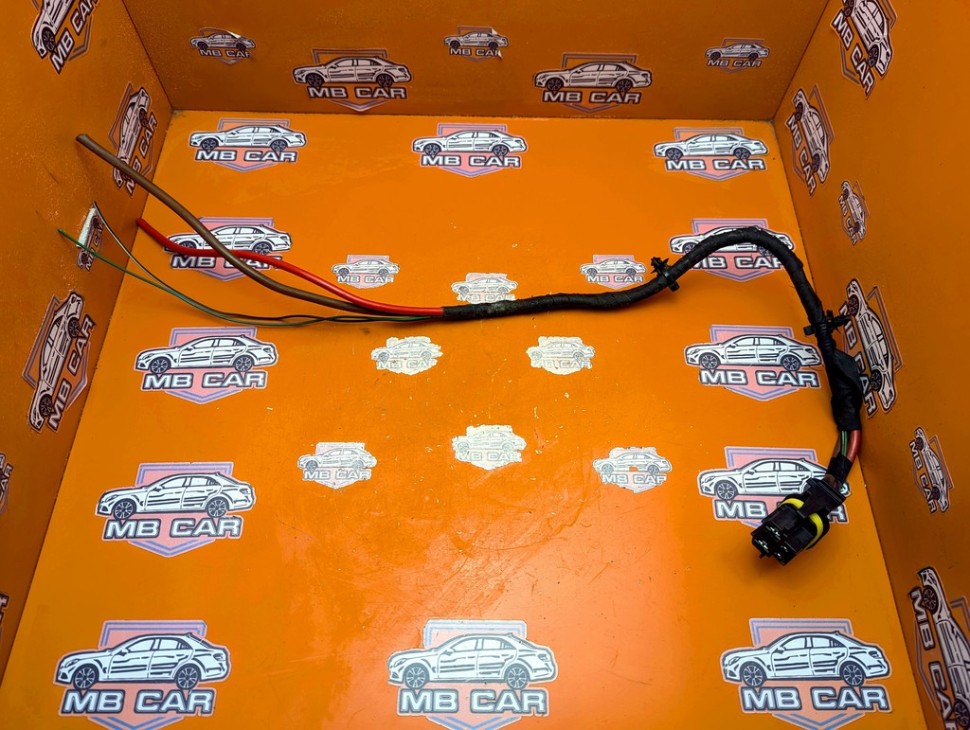 Разъем MERCEDES-BENZ CLK-класс C209/A209 (2002 - 2005) фото 1 &mdash; Разборка Мерседес