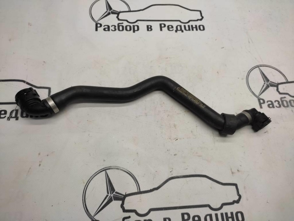 Патрубок ОЖ MERCEDES-BENZ GLC-класс Coupe C253 (2016 - 2019) фото 1 — Разборка Мерседес