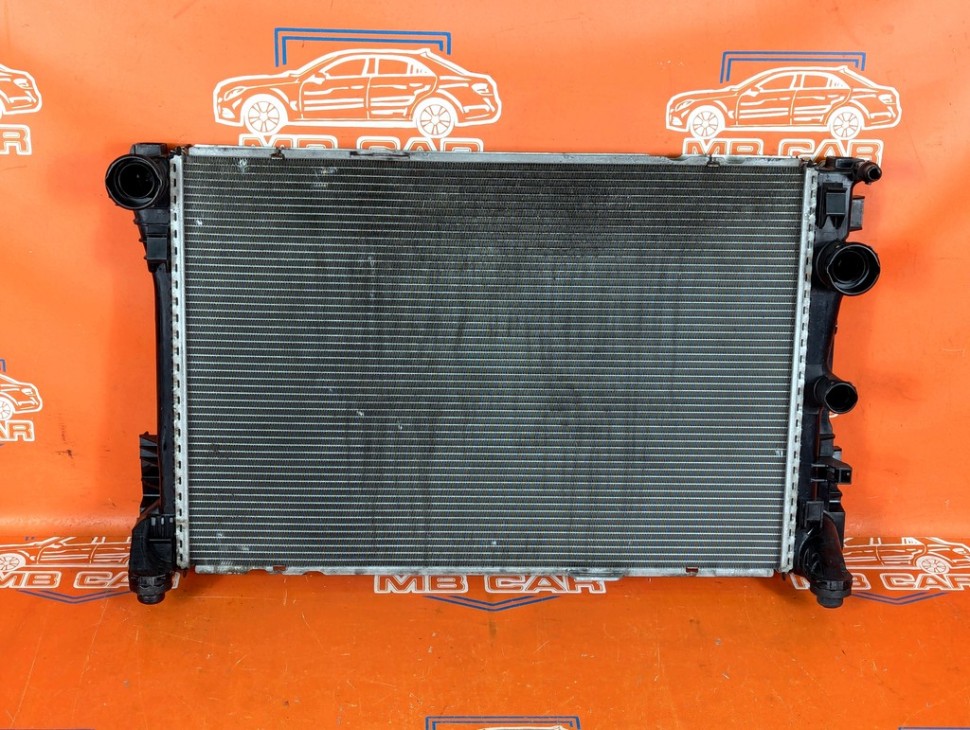 Радиатор MERCEDES-BENZ E-класс W212/S212/C207/A207 (2009 - 2013) фото 1 &mdash; Разборка Мерседес