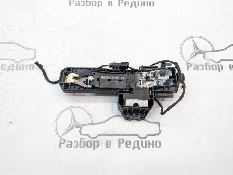 Ответная часть замка двери MERCEDES-BENZ CLS-класс C218/X218 (2010 - 2014) фото 1 — Разборка Мерседес