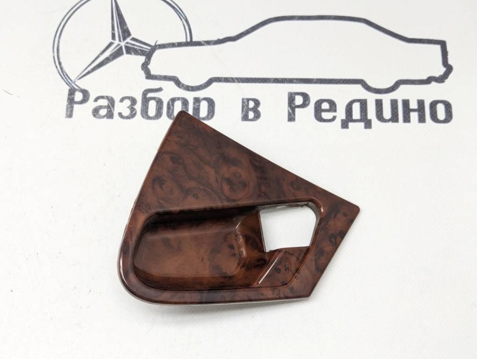 Накладка ручки двери MERCEDES-BENZ M-класс W163 (1997 - 2001) фото 1 — Разборка Мерседес