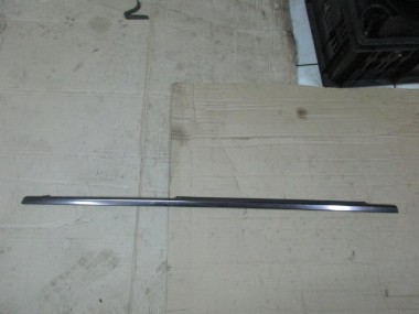 Молдинг стекла двери MERCEDES-BENZ E-класс W211/S211 (2002 - 2006) — Разборка Мерседес