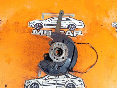 Кулак поворотный передний правый MERCEDES-BENZ R-класс W251 рестайлинг (2007 - 2010) R 350d 3.0 4MATIC 7G-Tronic (224 л.с.) &mdash; Разборка Мерседес