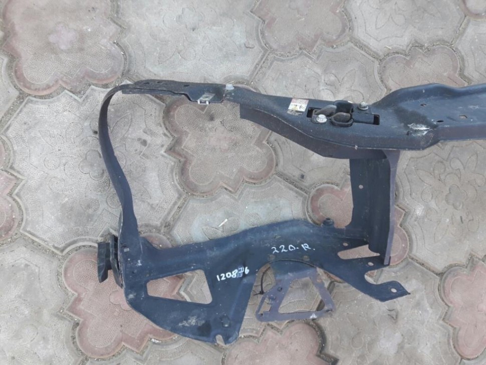 Рамка крепления фары MERCEDES-BENZ S-класс W220 (1998 - 2005) фото 1 — Разборка Мерседес